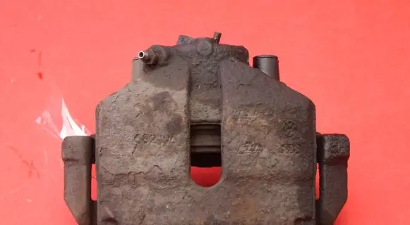 Volkswagen PASSAT CC Front brake caliper