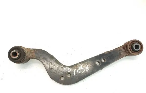 Toyota RAV 4 (XA40) Rear control arm
