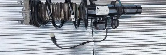 Front shock absorber/damper