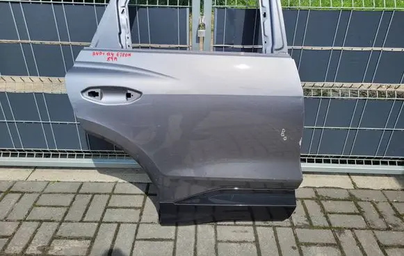 Audi Q4 e-tron Rear door