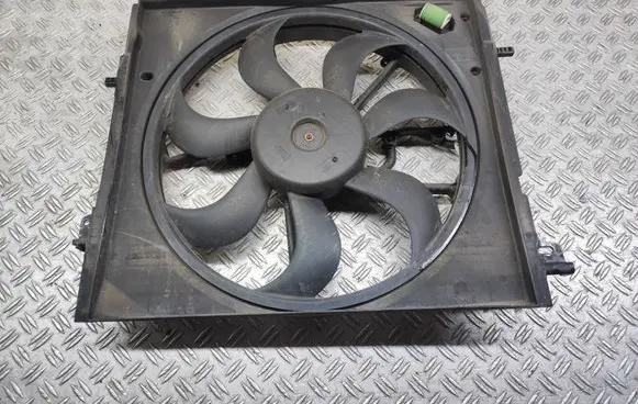 Nissan Qashqai Electric radiator cooling fan FS2079 214814EB0A M167580