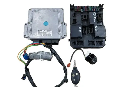 Citroen C5 Engine ECU kit and lock set 0281011394 9653184380