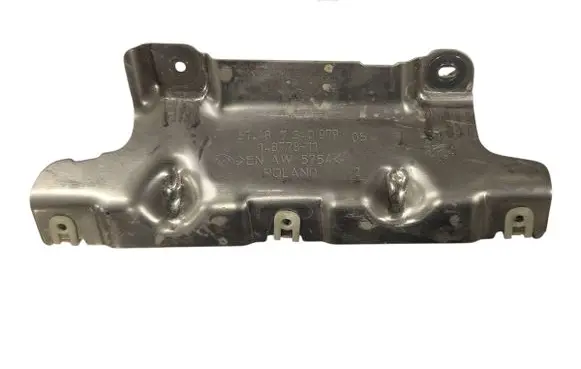 BMW 4 G22 G23 G24 G26 Heat shield in engine bay 7340979 14877811