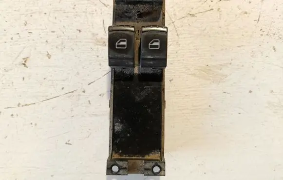Volkswagen Golf IV Electric window control switch 1J3959857