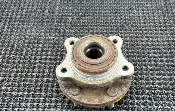 Volvo V40 Cross country Front wheel ball bearing 31387356