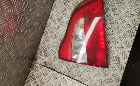 Volvo S80 Rear/tail lights 162516