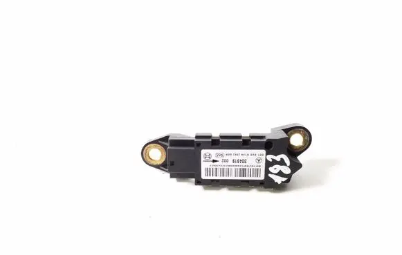 Mercedes-Benz CLS C219 Airbag deployment crash/impact sensor A0018209126