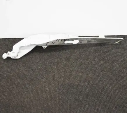 Engine bonnet/hood hinges