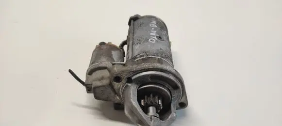 Mercedes-Benz Vito Viano W638 Starter motor 0051511301 D7R43 0482BOV
