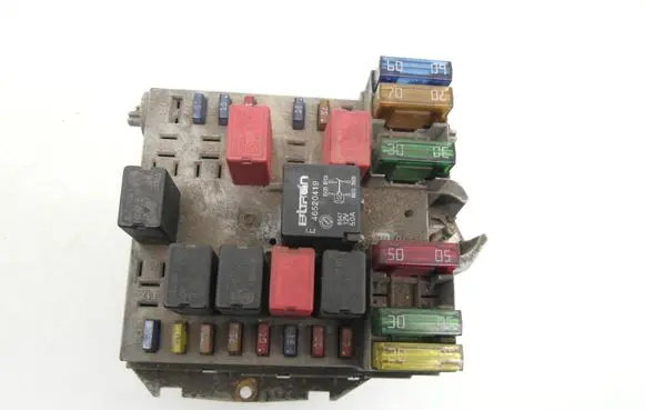 Fiat Stilo Fuse box set 51732865