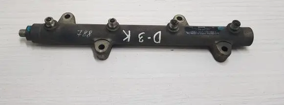 Audi A8 S8 D3 4E Fuel main line pipe 057130089C