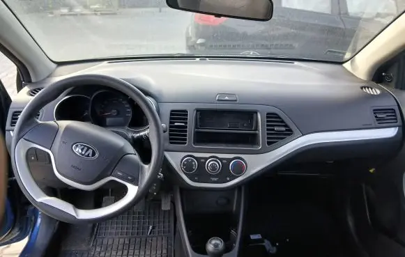 KIA Picanto Dashboard