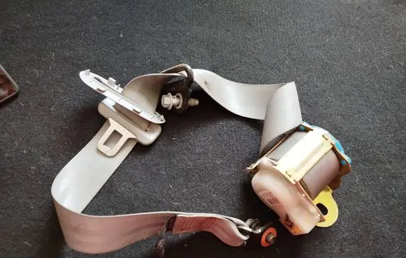 KIA Picanto Rear seatbelt 041149 898102007000 T7843251