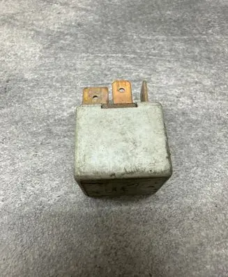 Volkswagen Touran I Other relay