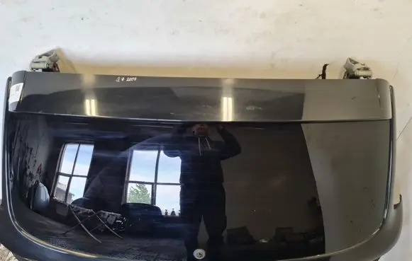 Audi Q7 4L Tailgate/trunk/boot lid