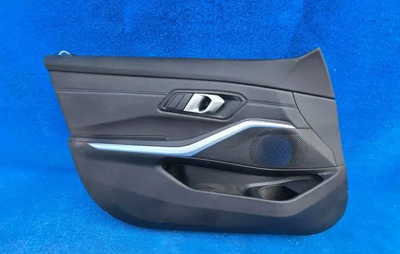 BMW 3 G20 G21 Front door card panel trim 