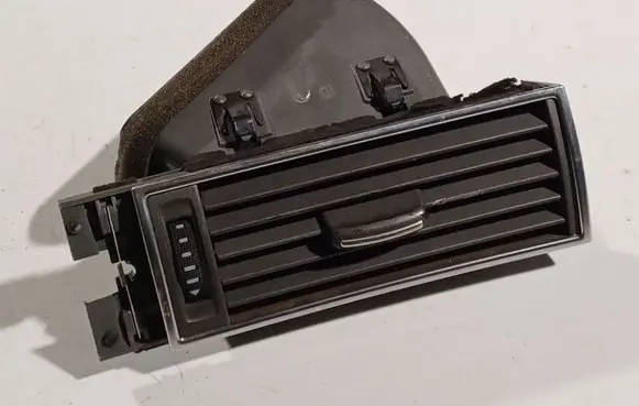Audi A6 S6 C6 4F Dash center air vent grill 4F1820902B