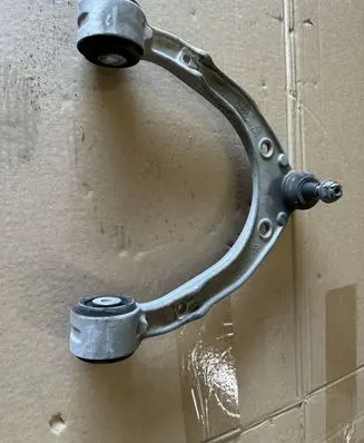 Volkswagen Touareg II Front upper control arm/wishbone 7P0407021 K195303