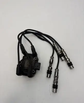 Skoda Octavia Mk2 (1Z) High voltage ignition coil 032905106E