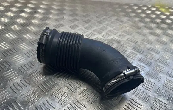 BMW i8 Air intake duct part 1100151S01
