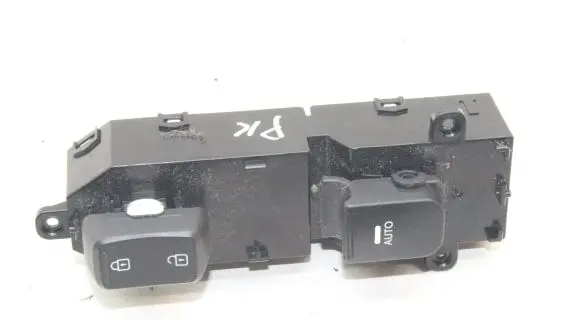 KIA Optima Electric window control switch 935752T510