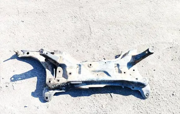 Toyota Yaris Front subframe