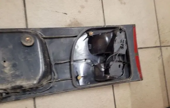 Volkswagen Sharan Trunk door license plate light bar