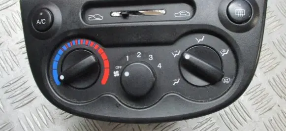 Chevrolet Spark Interior fan control switch 