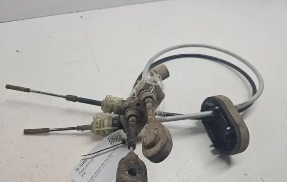 Gear shift cable linkage