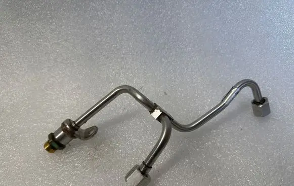 Audi RS5 Fuel line pipe 06E127065