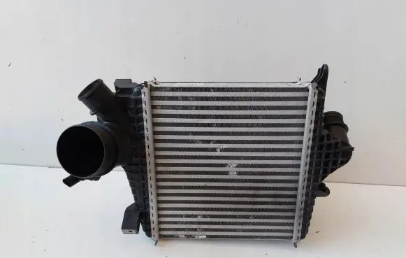 Audi Q7 4M Intercooler radiator 4M0145803BP