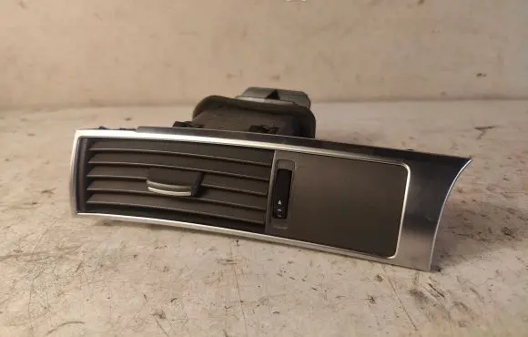 Audi A6 S6 C6 4F Dashboard side air vent grill/cover trim 4F1820901