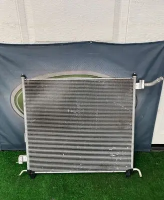 Land Rover Discovery 5 Coolant radiator FPLA8K230AD
