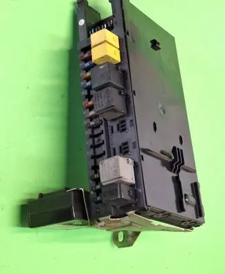 Mercedes-Benz C W203 SAM control unit 5DK00797410 0025459701