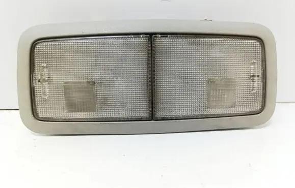 Toyota Avensis T270 Rear seat light 8125005030
