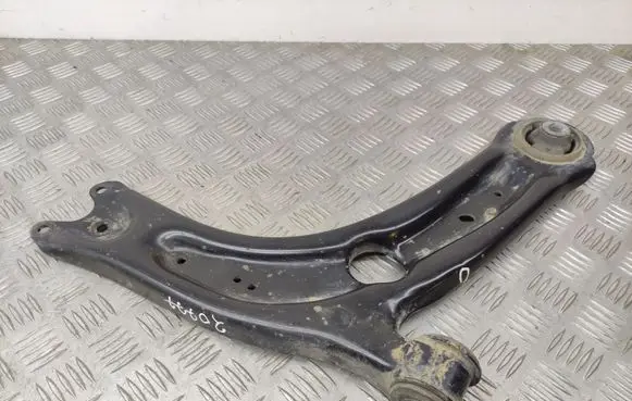 Front lower control arm/wishbone