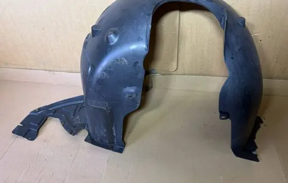 Skoda Octavia Mk3 (5E) Front wheel arch liner splash guards 5E0809958