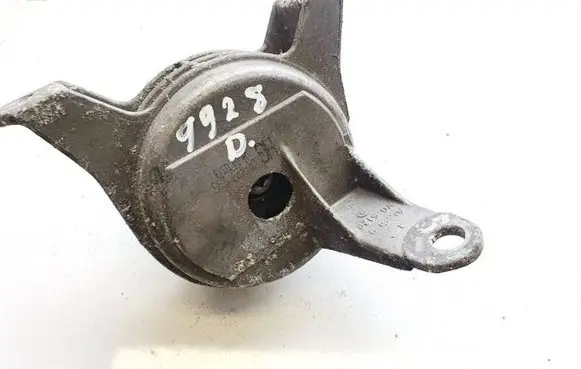 Opel Zafira A Engine mount bracket 24427298