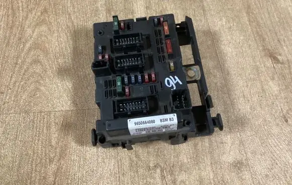 Peugeot 307 CC BSM Control unit 9650664080 BSMB3