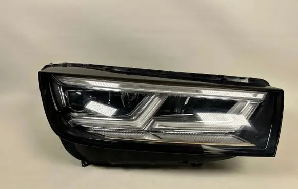Audi Q5 SQ5 Headlight/headlamp