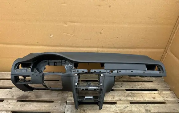 Skoda Superb B6 (3T) Dashboard 3T1857007D HD9B9 121564648