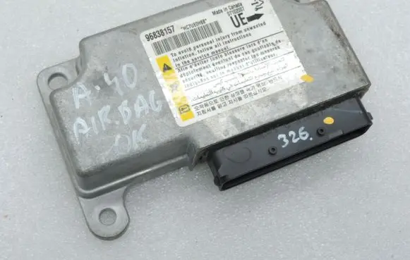Chevrolet Captiva Airbag control unit/module 96838157