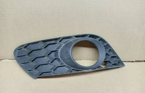 Skoda Octavia Mk2 (1Z) Front grill 1Z0807367C 3200101 11138365701