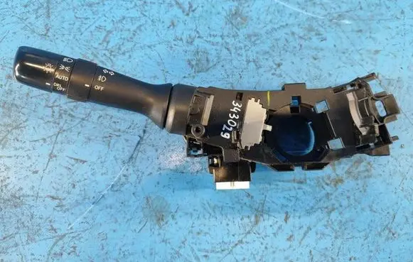 Toyota Sienna XL30 III Gear shift switch/knob 8414008111