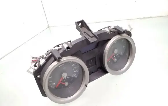 Renault Megane II Speedometer (instrument cluster) 8200170521