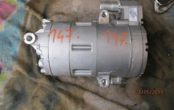 Seat Toledo I (1L) Air conditioning (A/C) compressor (pump) 820803