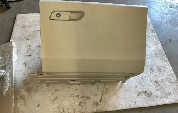 Audi Q5 SQ5 Glove box 80B857035A 80B857035