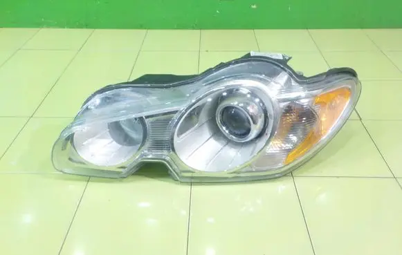 Jaguar XF X250 Headlight/headlamp 8X2313W030JD