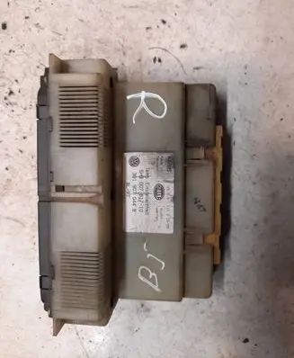 Volkswagen PASSAT B5 Climate control unit 3B1907044B 5HB00761710