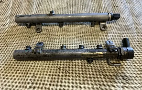 Mercedes-Benz E W211 Fuel main line pipe A6110780449